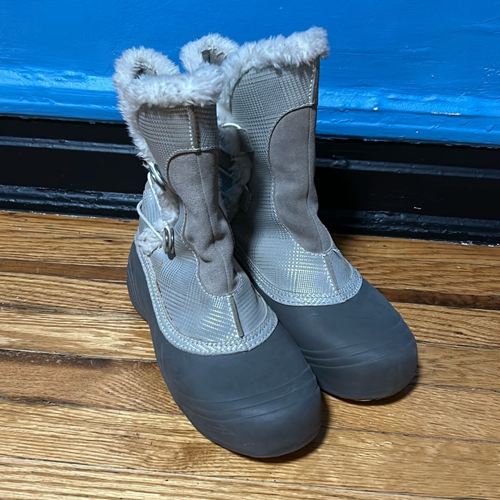 Columbia Snow Boots